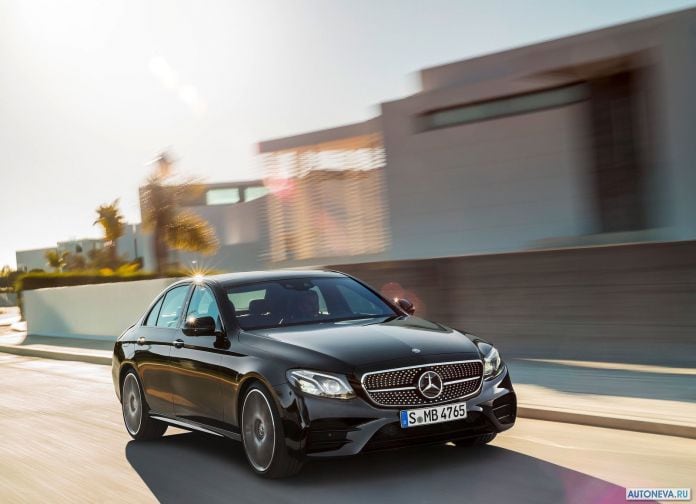 2017 Mercedes-Benz E43 AMG 4MATINC - фотография 4 из 16