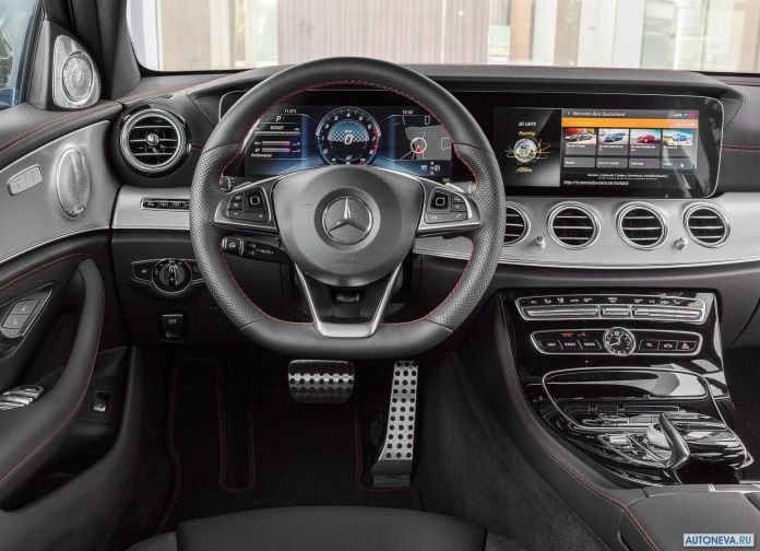 2017 Mercedes-Benz E43 AMG 4MATINC - фотография 13 из 16