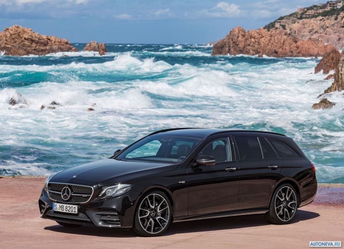 2017 Mercedes-Benz E43 AMG 4MATIC Estate - фотография 2 из 18 2017 Mercedes-Benz E43 AMG 4MATIC Estate - фотография 2 из 18