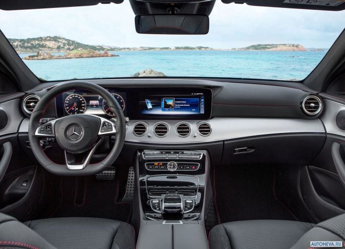 2017 Mercedes-Benz E43 AMG 4MATIC Estate - фотография 16 из 18 2017 Mercedes-Benz E43 AMG 4MATIC Estate - фотография 16 из 18