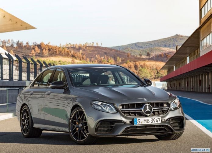 2017 Mercedes-Benz E63 AMG - фотография 1 из 230 2017 Mercedes-Benz E63 AMG - фотография 1 из 230