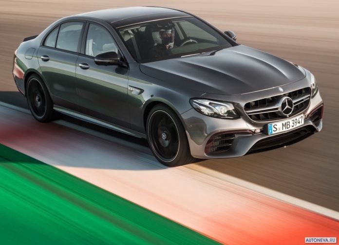 2017 Mercedes-Benz E63 AMG - фотография 6 из 230
