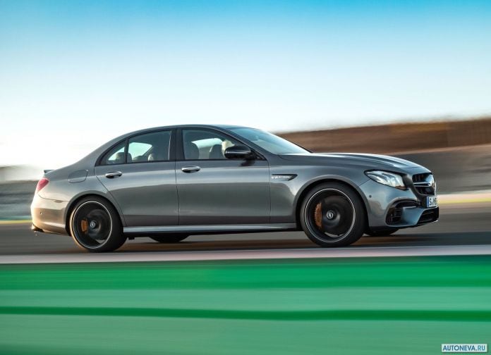 2017 Mercedes-Benz E63 AMG - фотография 15 из 230 2017 Mercedes-Benz E63 AMG - фотография 15 из 230