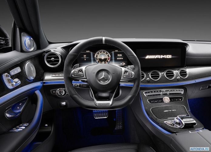 2017 Mercedes-Benz E63 AMG - фотография 33 из 230 2017 Mercedes-Benz E63 AMG - фотография 33 из 230