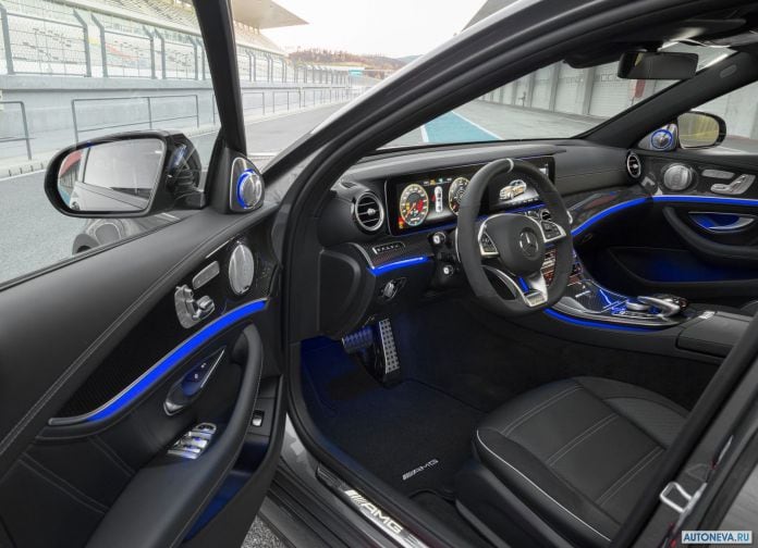 2017 Mercedes-Benz E63 AMG - фотография 38 из 230