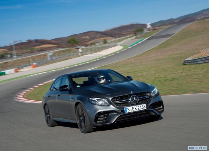 2017 Mercedes-Benz E63 AMG - фотография 52 из 230 2017 Mercedes-Benz E63 AMG - фотография 52 из 230