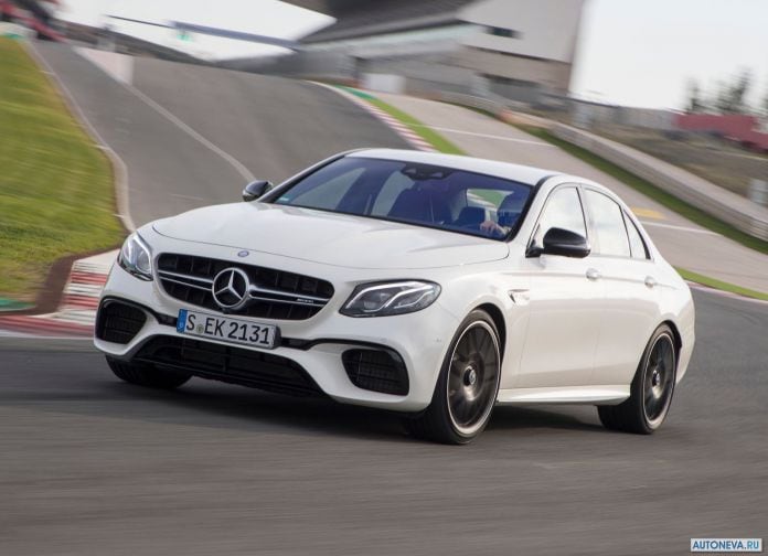 2017 Mercedes-Benz E63 AMG - фотография 64 из 230 2017 Mercedes-Benz E63 AMG - фотография 64 из 230