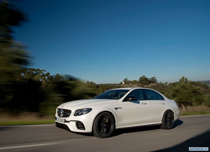 2017 Mercedes-Benz E63 AMG - фотография 67 из 230 2017 Mercedes-Benz E63 AMG - фотография 67 из 230