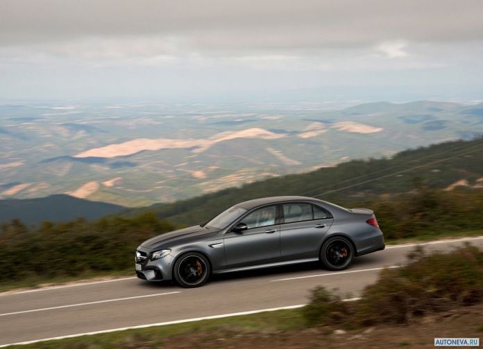 2017 Mercedes-Benz E63 AMG - фотография 73 из 230 2017 Mercedes-Benz E63 AMG - фотография 73 из 230