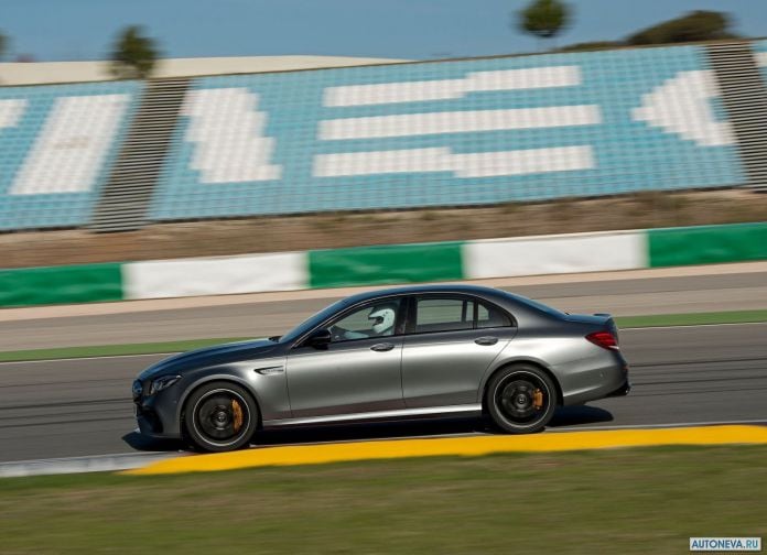2017 Mercedes-Benz E63 AMG - фотография 93 из 230 2017 Mercedes-Benz E63 AMG - фотография 93 из 230