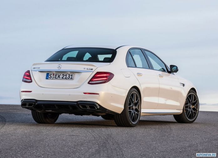 2017 Mercedes-Benz E63 AMG - фотография 95 из 230 2017 Mercedes-Benz E63 AMG - фотография 95 из 230