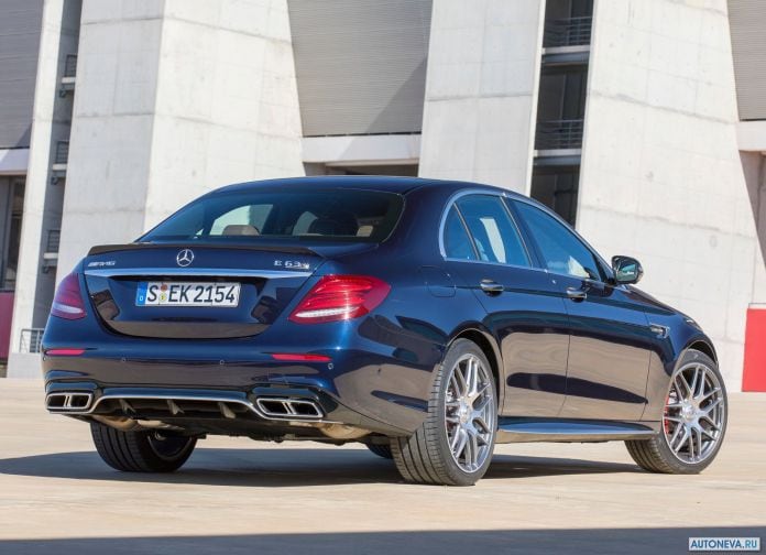 2017 Mercedes-Benz E63 AMG - фотография 96 из 230