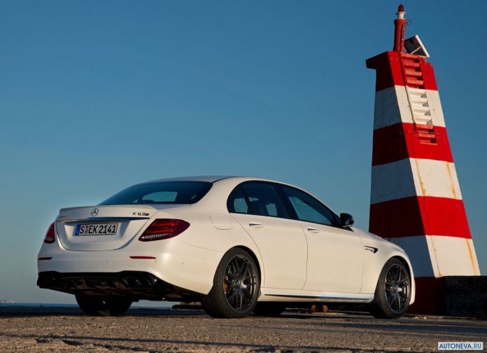 2017 Mercedes-Benz E63 AMG - фотография 97 из 230 2017 Mercedes-Benz E63 AMG - фотография 97 из 230
