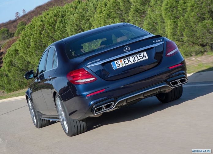 2017 Mercedes-Benz E63 AMG - фотография 116 из 230 2017 Mercedes-Benz E63 AMG - фотография 116 из 230
