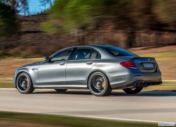 2017 Mercedes-Benz E63 AMG - фотография 137 из 230 2017 Mercedes-Benz E63 AMG - фотография 137 из 230