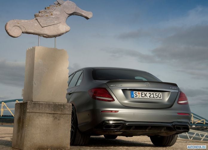 2017 Mercedes-Benz E63 AMG - фотография 143 из 230 2017 Mercedes-Benz E63 AMG - фотография 143 из 230