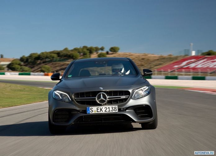 2017 Mercedes-Benz E63 AMG - фотография 149 из 230
