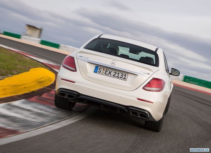 2017 Mercedes-Benz E63 AMG - фотография 163 из 230 2017 Mercedes-Benz E63 AMG - фотография 163 из 230
