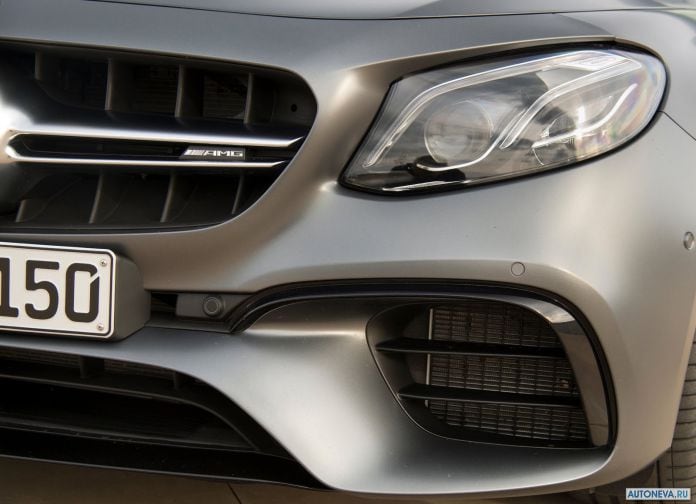 2017 Mercedes-Benz E63 AMG - фотография 208 из 230 2017 Mercedes-Benz E63 AMG - фотография 208 из 230
