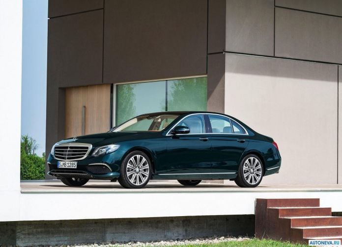 2017 Mercedes-Benz E-Class - фотография 1 из 100 2017 Mercedes-Benz E-Class - фотография 1 из 100