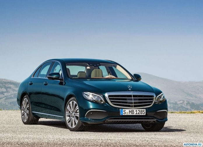 2017 Mercedes-Benz E-Class - фотография 2 из 100