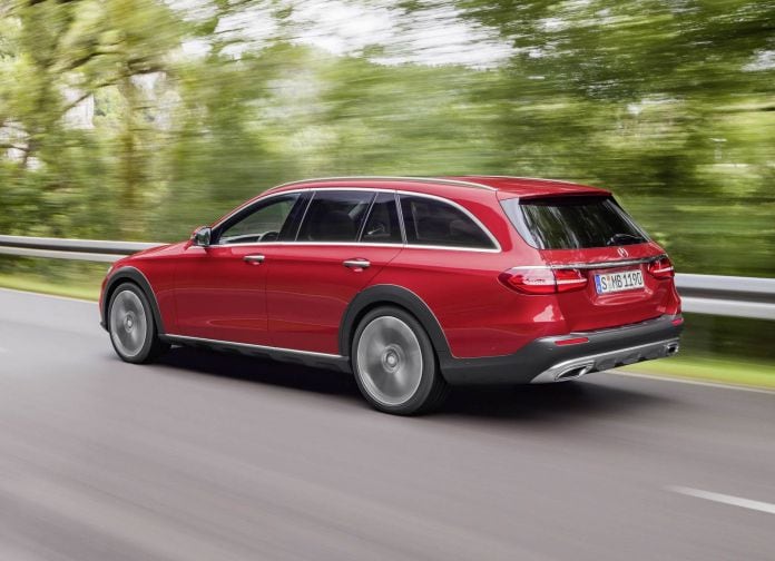 2017 Mercedes-Benz E-class All Terrain - фотография 18 из 34