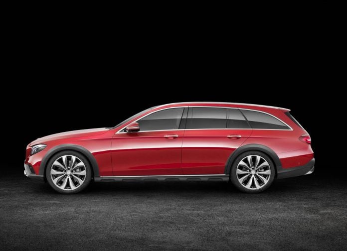 2017 Mercedes-Benz E-class All Terrain - фотография 22 из 34