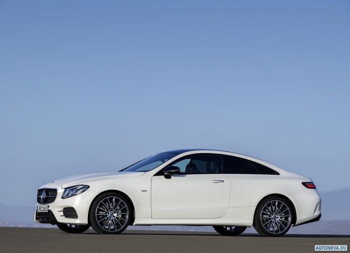 2017 Mercedes-Benz E-Class Coupe - фотография 1 из 71 2017 Mercedes-Benz E-Class Coupe - фотография 1 из 71