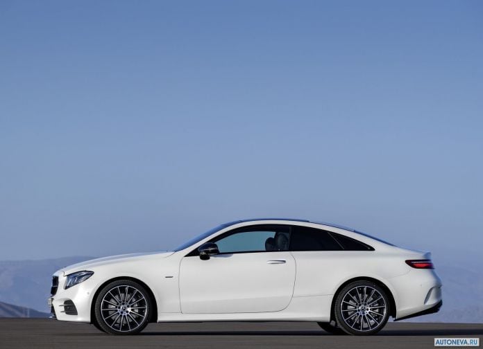 2017 Mercedes-Benz E-Class Coupe - фотография 25 из 71