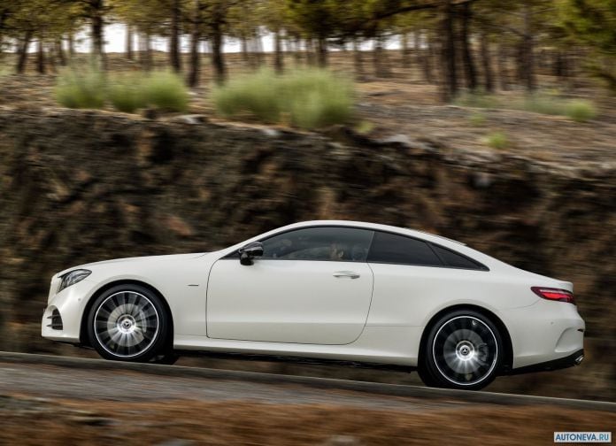 2017 Mercedes-Benz E-Class Coupe - фотография 29 из 71 2017 Mercedes-Benz E-Class Coupe - фотография 29 из 71