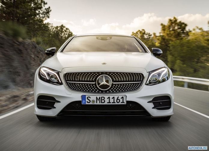 2017 Mercedes-Benz E-Class Coupe - фотография 40 из 71 2017 Mercedes-Benz E-Class Coupe - фотография 40 из 71