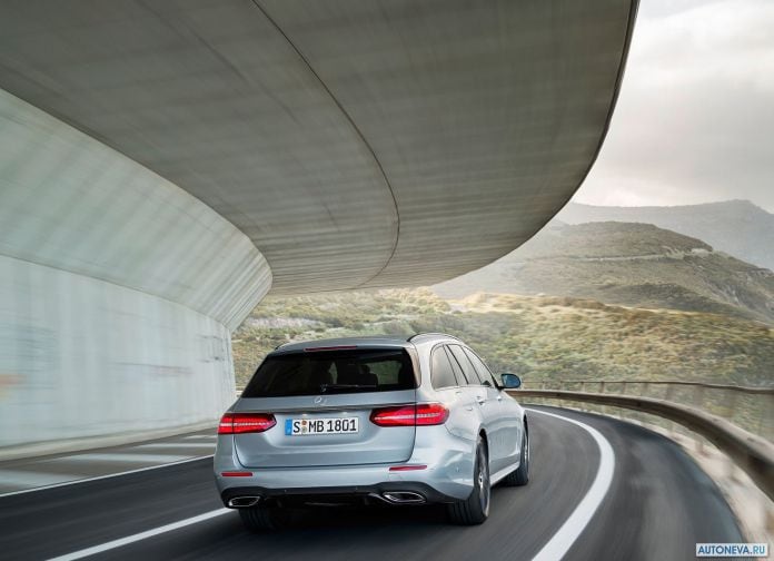 2017 Mercedes-Benz E-Class Estate - фотография 33 из 61