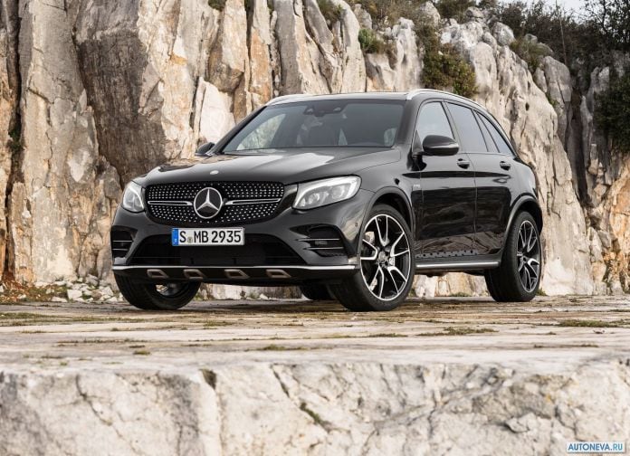 2017 Mercedes-Benz GLC43 AMG 4MATIC - фотография 2 из 27 2017 Mercedes-Benz GLC43 AMG 4MATIC - фотография 2 из 27