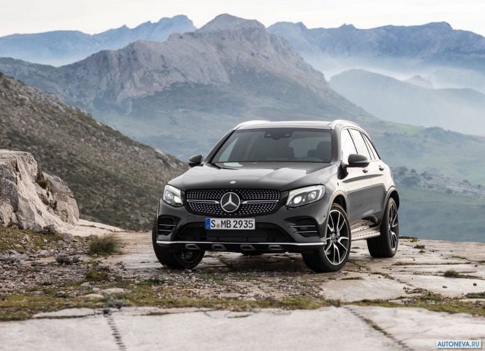 2017 Mercedes-Benz GLC43 AMG 4MATIC - фотография 3 из 27
