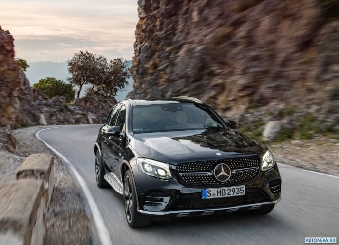 2017 Mercedes-Benz GLC43 AMG 4MATIC - фотография 10 из 27
