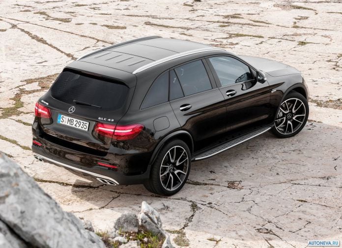2017 Mercedes-Benz GLC43 AMG 4MATIC - фотография 15 из 27