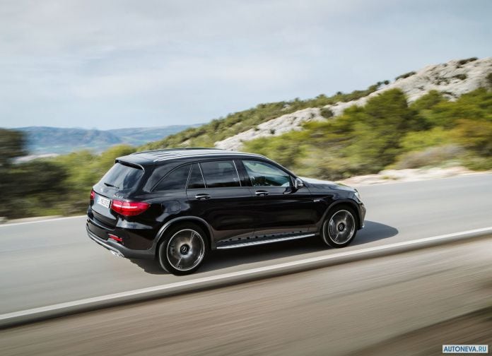 2017 Mercedes-Benz GLC43 AMG 4MATIC - фотография 19 из 27