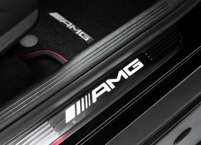 2017 Mercedes-Benz GLC43 AMG 4MATIC Coupe - фотография 19 из 94 2017 Mercedes-Benz GLC43 AMG 4MATIC Coupe - фотография 19 из 94