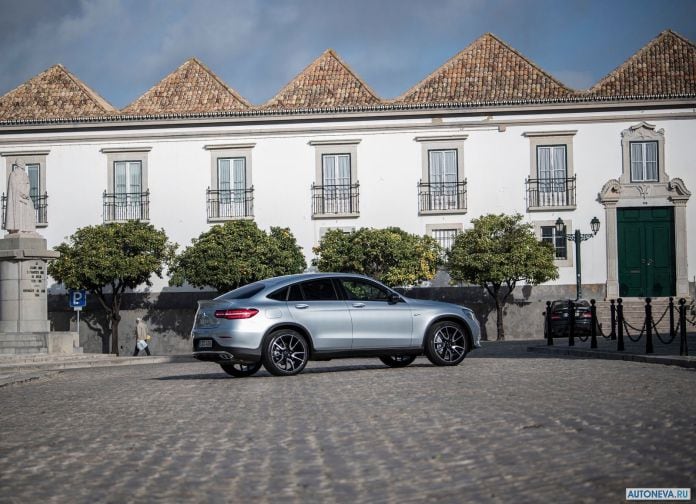 2017 Mercedes-Benz GLC43 AMG 4MATIC Coupe - фотография 46 из 94