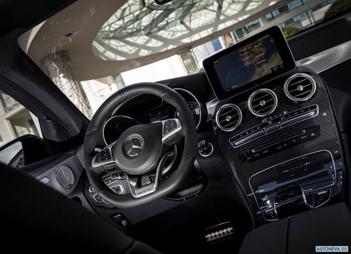 2017 Mercedes-Benz GLC43 AMG 4MATIC Coupe - фотография 56 из 94 2017 Mercedes-Benz GLC43 AMG 4MATIC Coupe - фотография 56 из 94