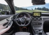 mercedes-benz_2017_glc_coupe_083.jpg