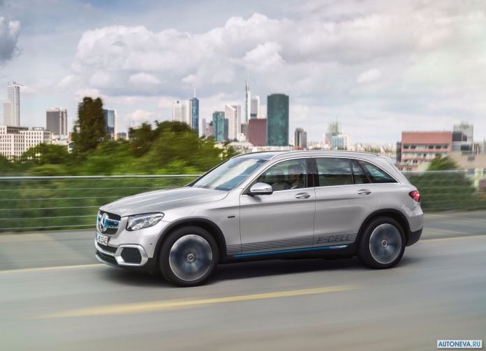 2017 Mercedes-Benz GLC F-Cell Concept - фотография 8 из 34 2017 Mercedes-Benz GLC F-Cell Concept - фотография 8 из 34