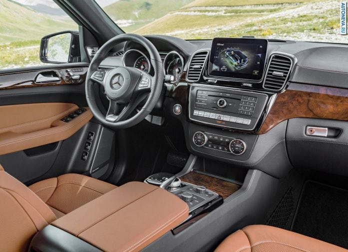 2017 Mercedes-Benz GLS - фотография 25 из 198 2017 Mercedes-Benz GLS - фотография 25 из 198