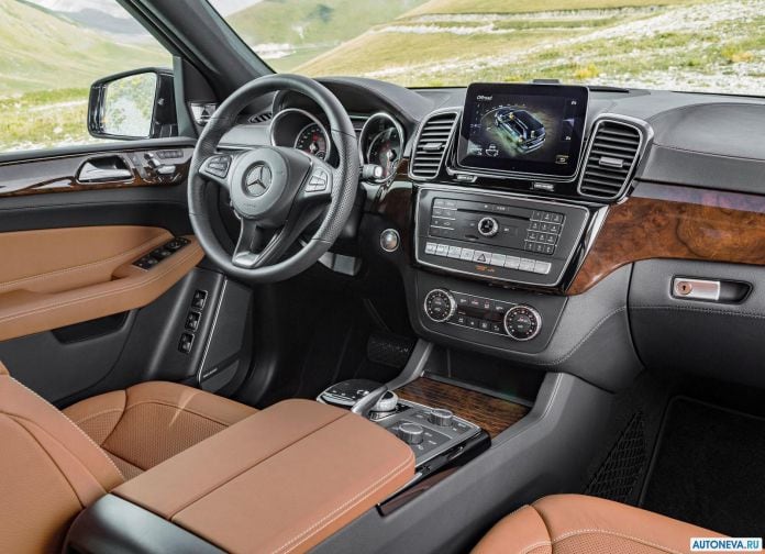 2017 Mercedes-Benz GLS - фотография 116 из 198