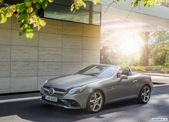 2017 Mercedes-Benz SLC - фотография 1 из 38
