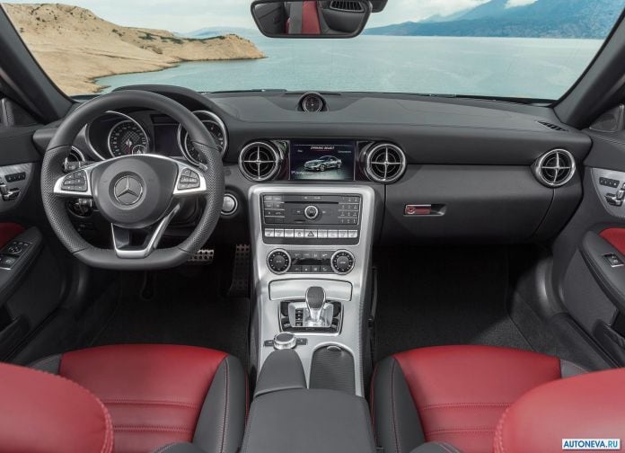 2017 Mercedes-Benz SLC - фотография 27 из 38