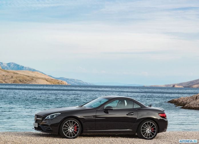 2017 Mercedes-Benz SLC43 AMG - фотография 9 из 22