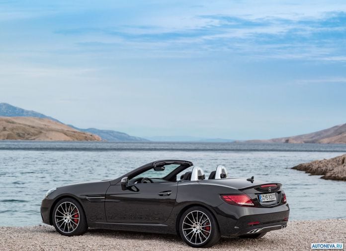 2017 Mercedes-Benz SLC43 AMG - фотография 10 из 22 2017 Mercedes-Benz SLC43 AMG - фотография 10 из 22