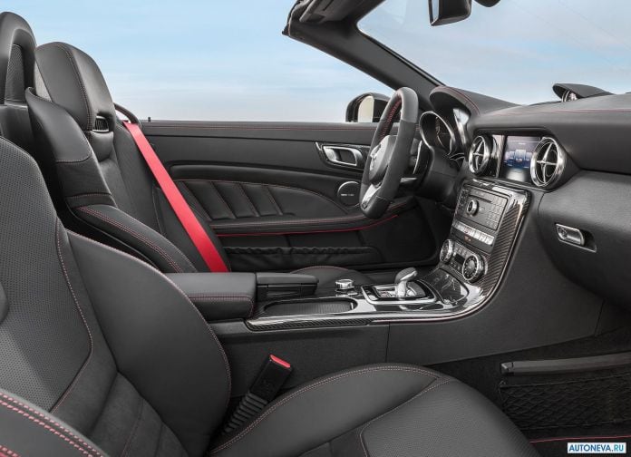 2017 Mercedes-Benz SLC43 AMG - фотография 18 из 22 2017 Mercedes-Benz SLC43 AMG - фотография 18 из 22