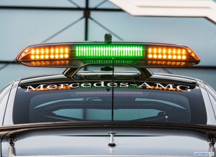 2018 Mercedes-Benz AMG GT R F1 Safety Car - фотография 29 из 34 2018 Mercedes-Benz AMG GT R F1 Safety Car - фотография 29 из 34